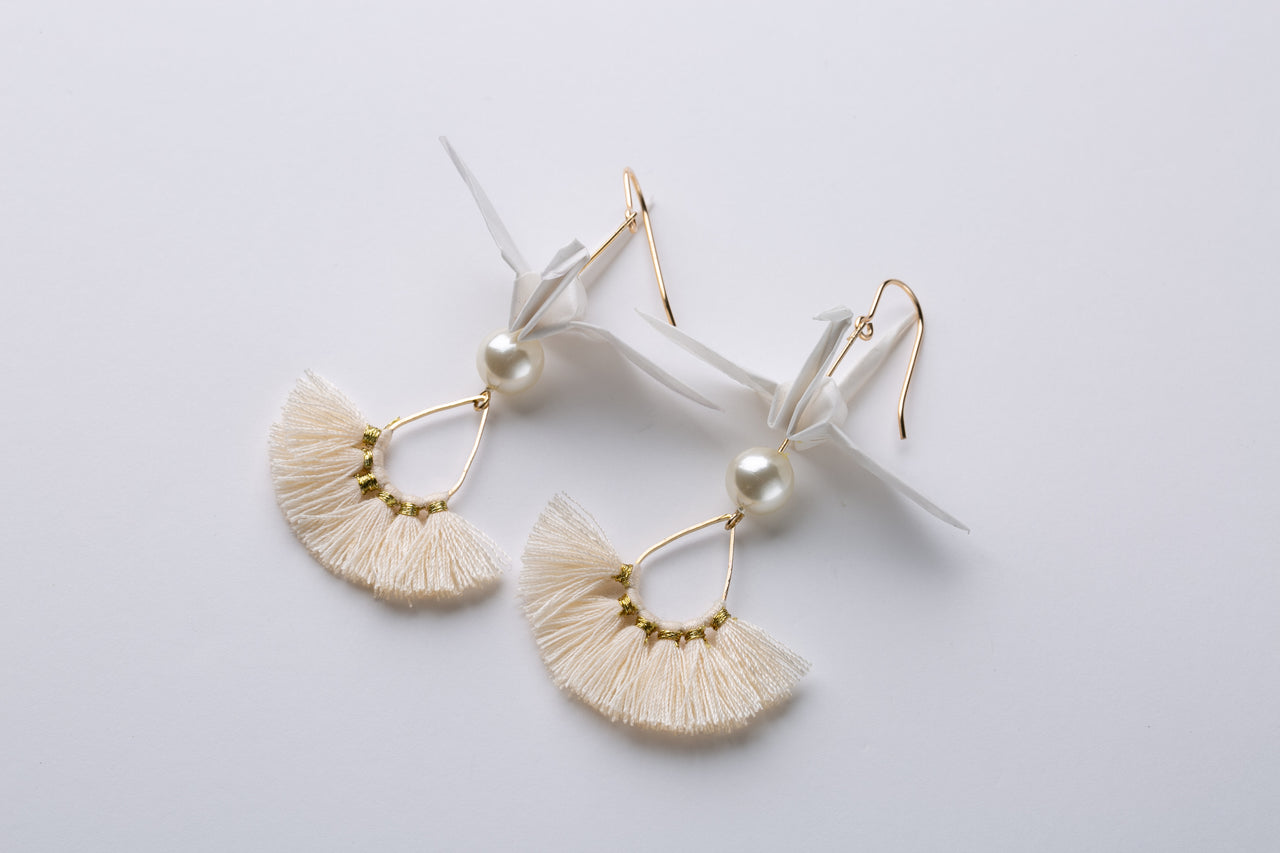 Orizuru White Tassel